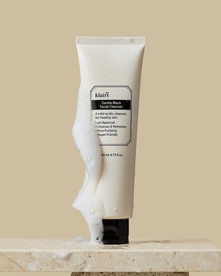 Средство для деликатного очищения лица Dear Klairs Gentle Black Facial Cleanser, 140 мл В145 фото